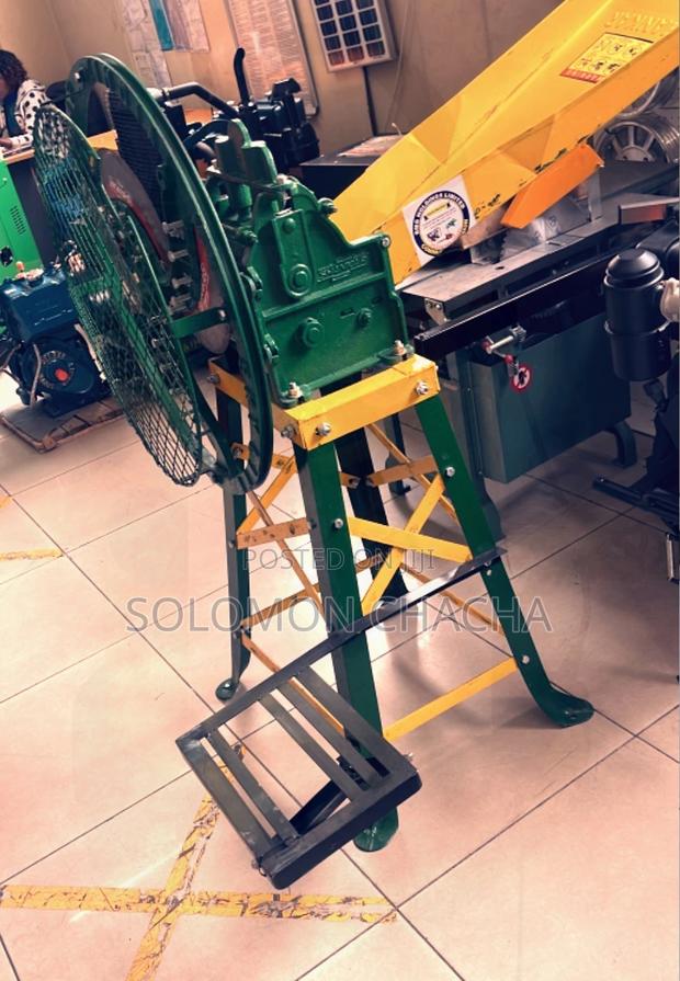 Shankar Chaff Cutter 2 Blade Best Price in Kenya - thumbnail 2