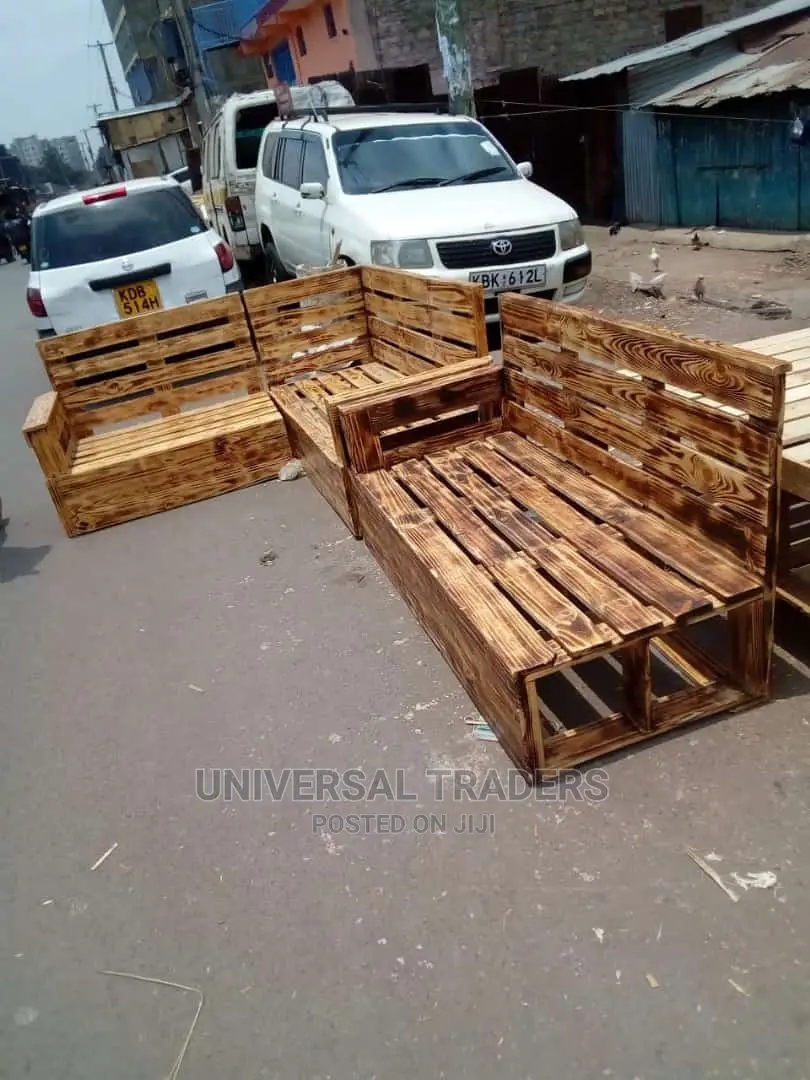 7 Seater Pallet Set - Unique Design