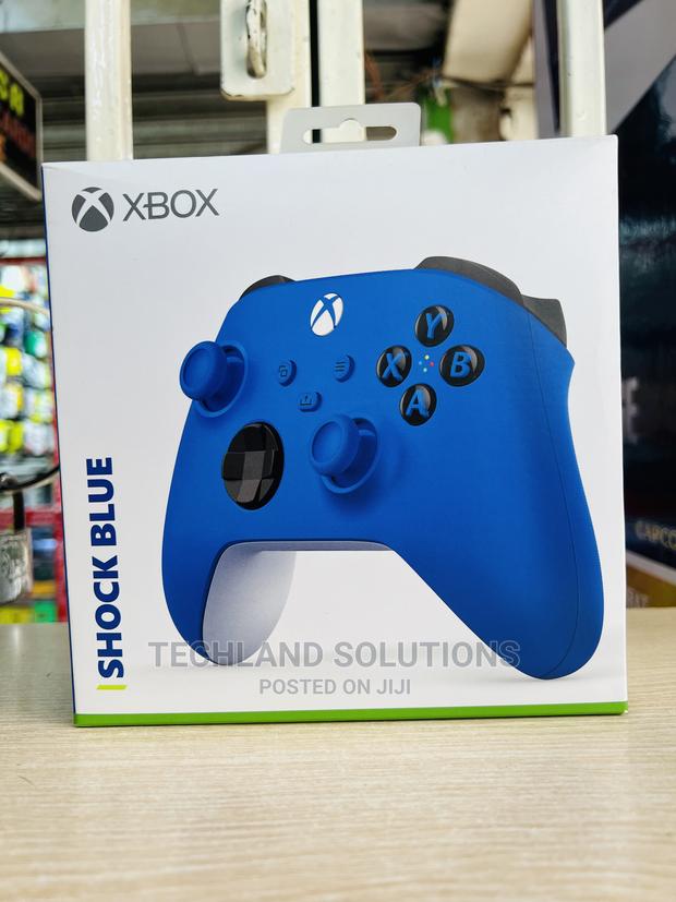 Xbox Series X Pad - thumbnail 2