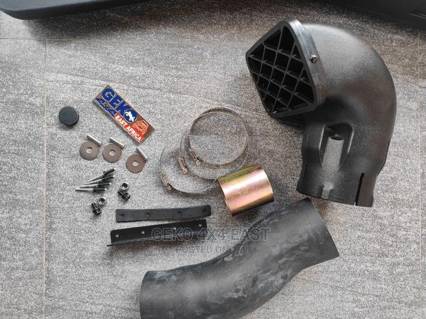 Land Rover Defender Snorkel - thumbnail 4