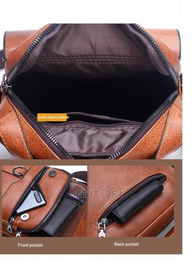 Jeep Wrangler Shoulder Bags - thumbnail 4