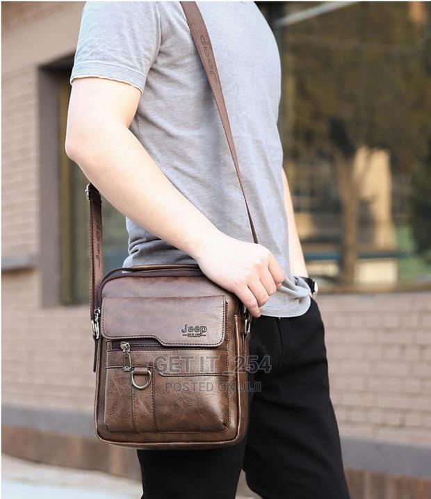 Jeep Wrangler Shoulder Bags - main view