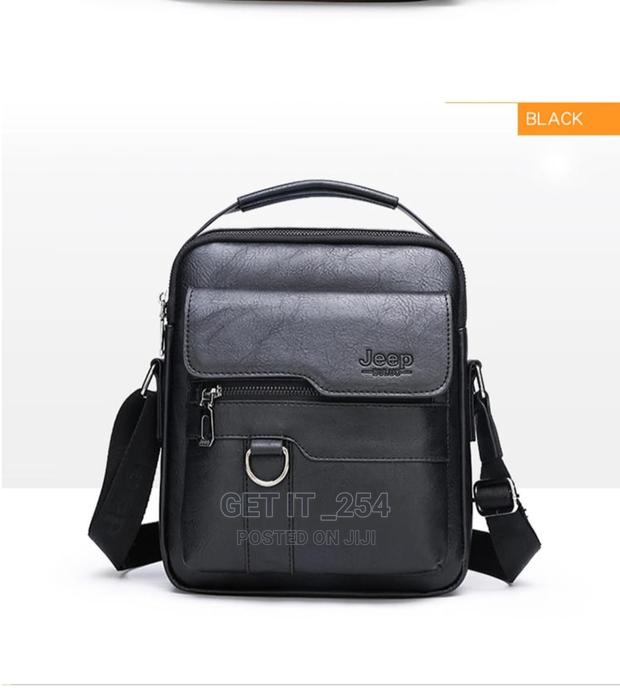 Stylish Jeep Wrangler Shoulder Bags - thumbnail 4