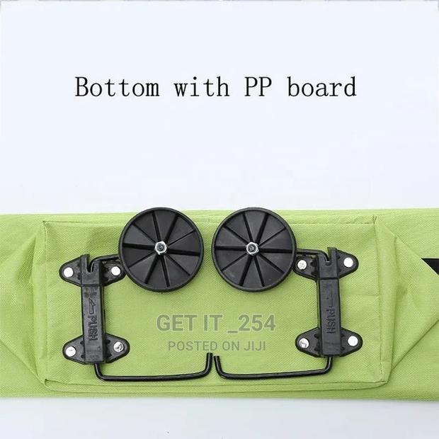 Foldable Shopping Bag on Wheels - thumbnail 3