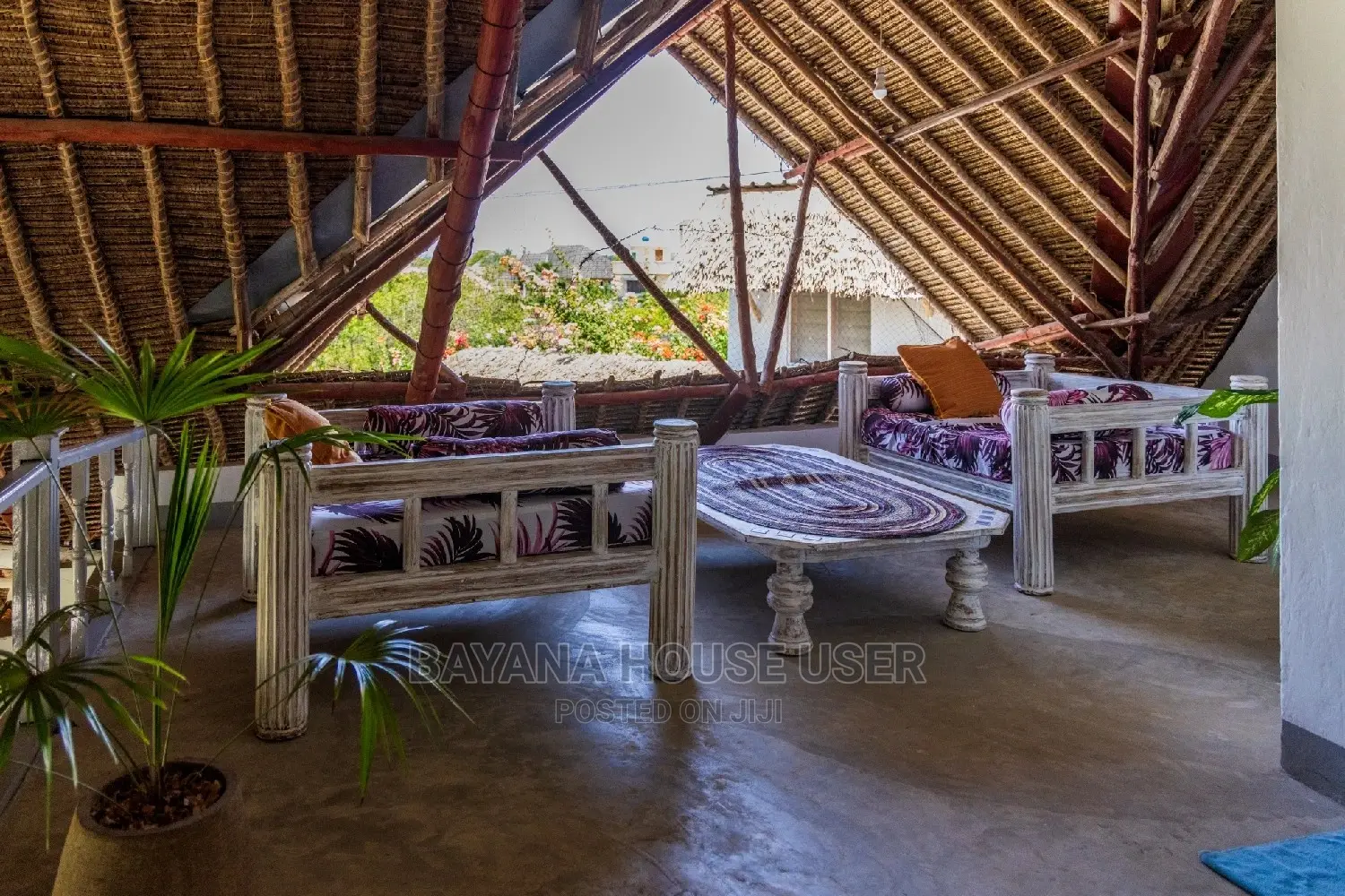 Airbnb 4 Bedroom Sleeps 8+Chef/Cook Inclusive