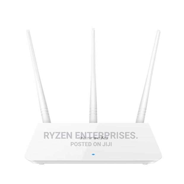 Tenda F3 N300 Router - main view