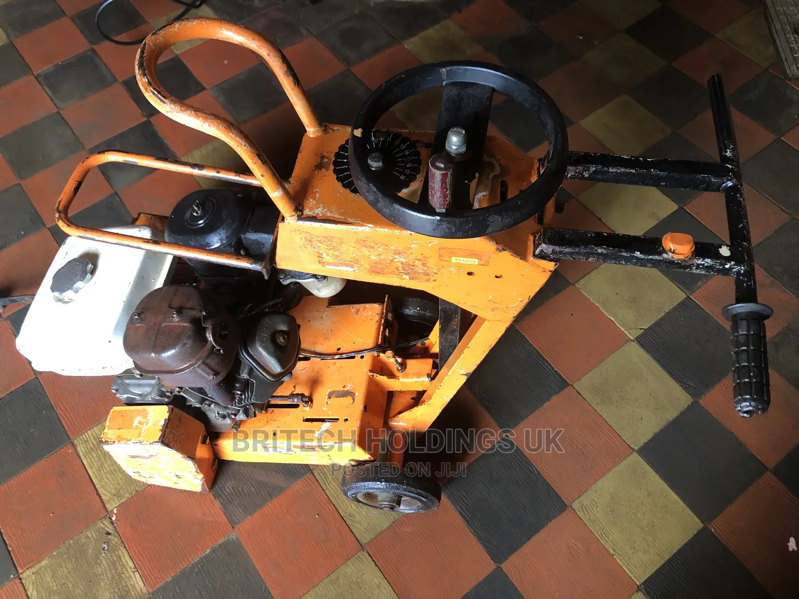 Ex-Uk Concrete Cutters