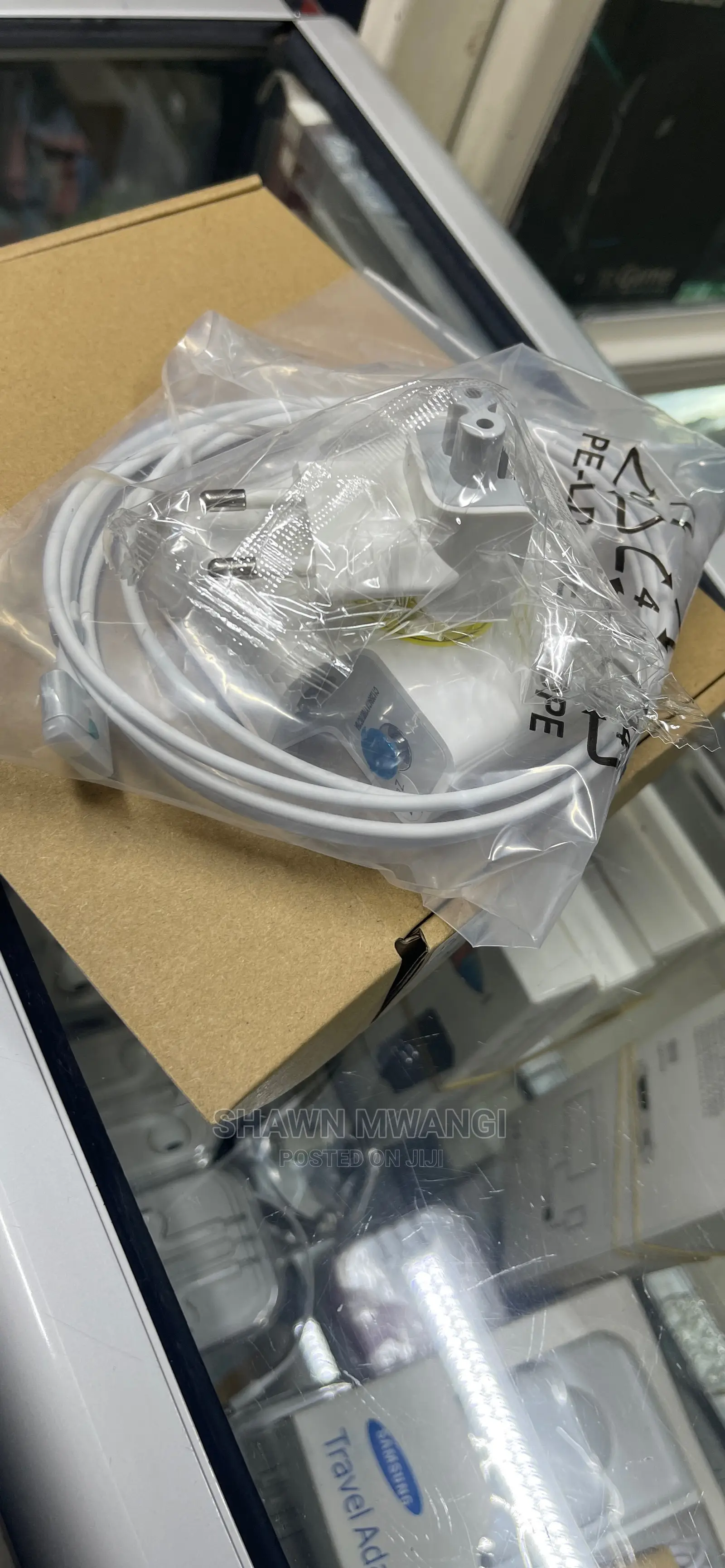 Original Mac Book Tpin Chargers