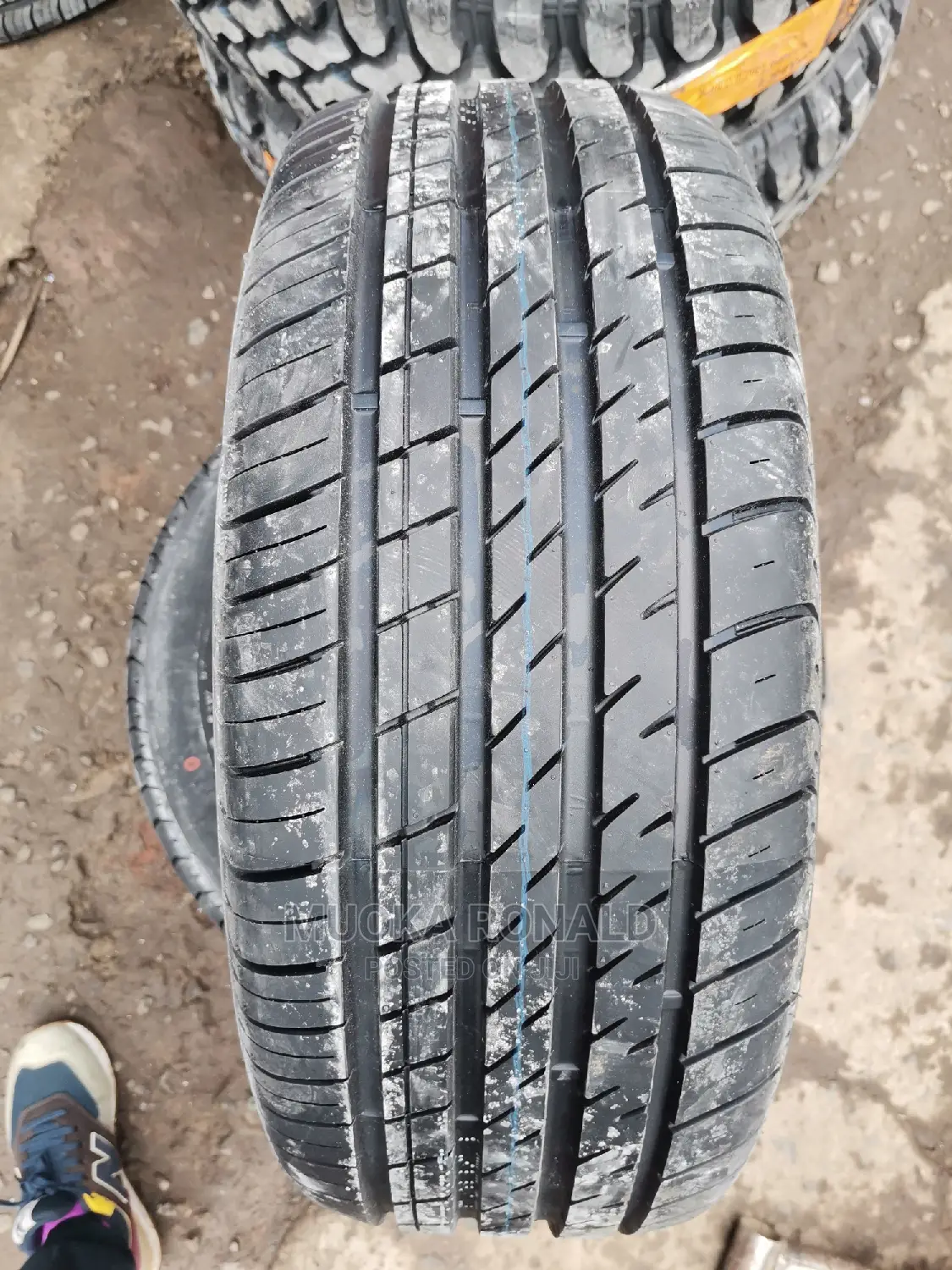 195/55r16 Boto Tyre