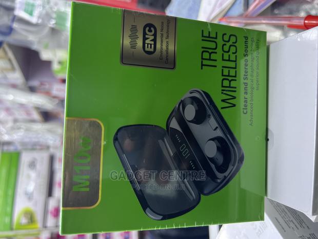 M10 Earbuds - thumbnail 2
