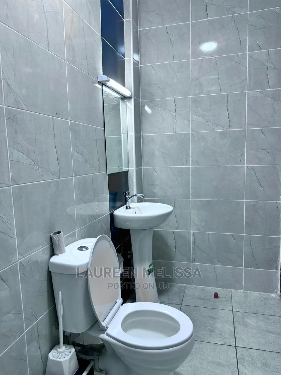 Laureen's One Bedroom Airbnb