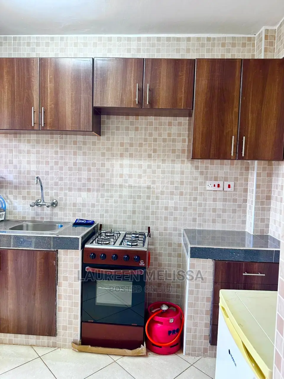 Laureen's One Bedroom Airbnb