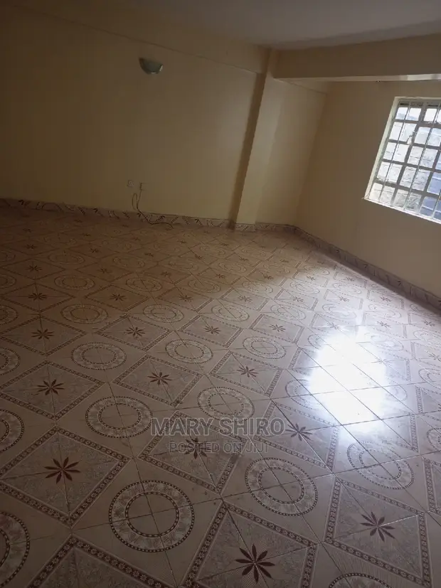 3bdrm Apartment in Tmall, Nairobi West for rent