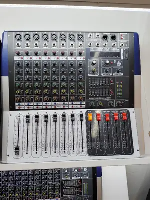 KV80 Powered Mixer
