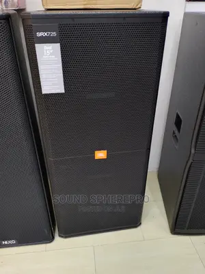 JBL SRX725 Full Range Speaker