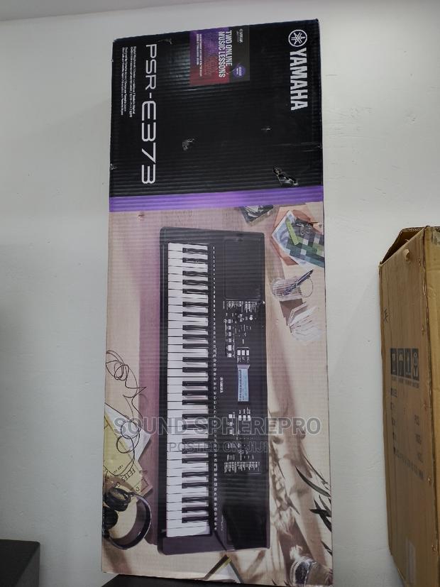 Yamaha PSR-373 Keyboard - main view