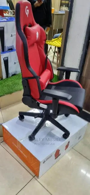 Porodo Gaming Professional Gaming Chair With Molded Foam