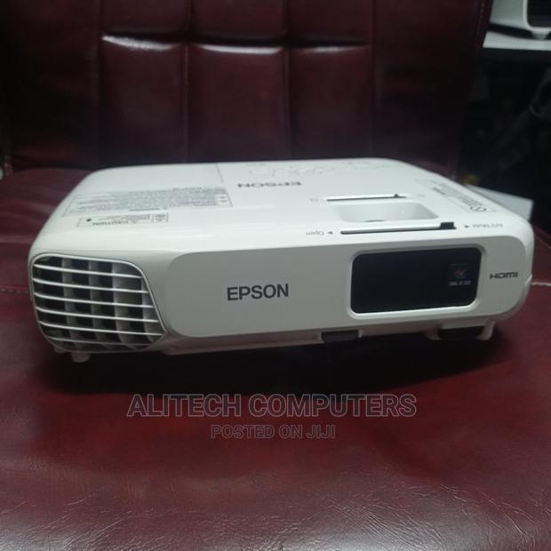 Epson Projector Eb-S18 - thumbnail 2
