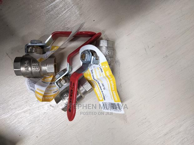 Ball Cork 1/2 Brass - main view