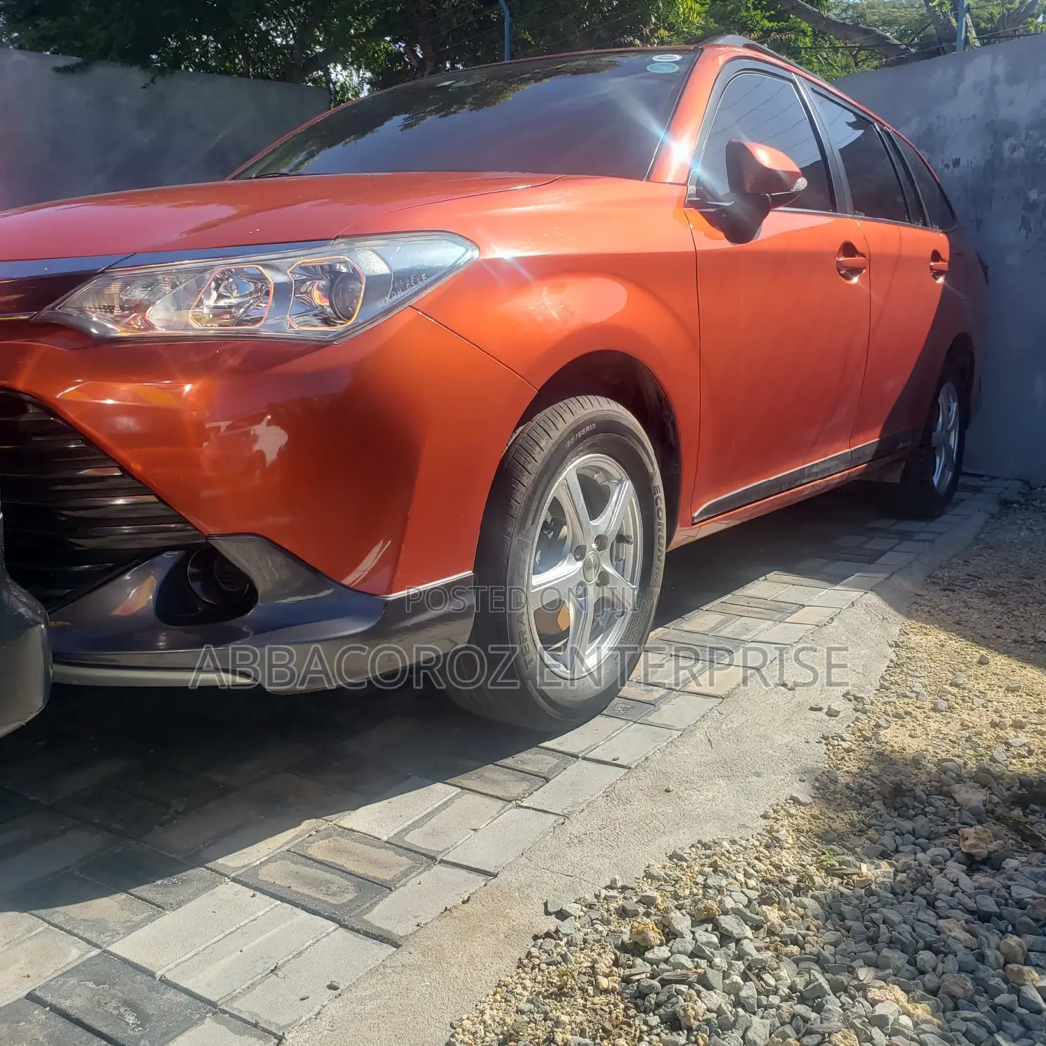 Toyota Corolla Fielder 2015 Orange