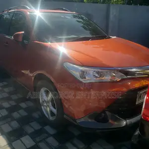 Toyota Corolla Fielder 2015 Orange