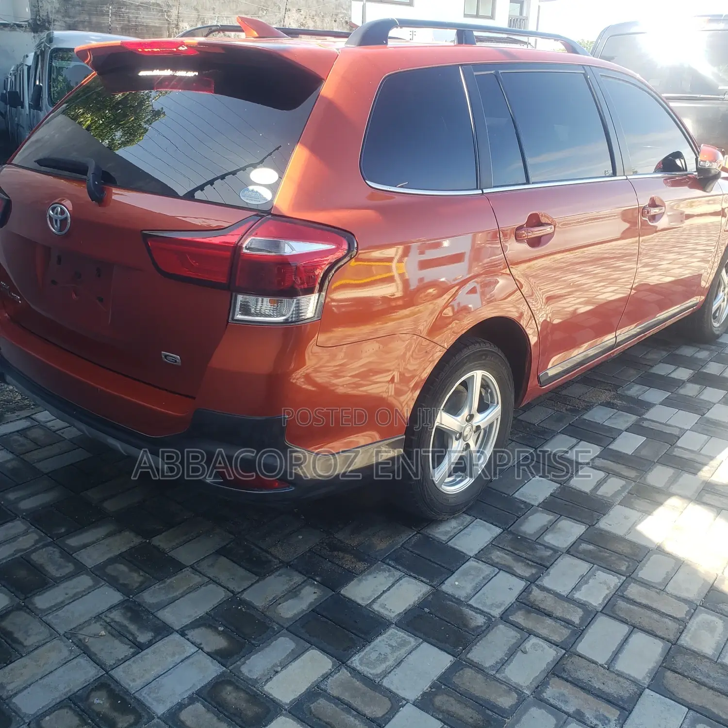 Toyota Corolla Fielder 2015 Orange