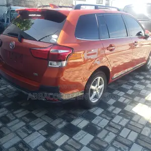 Toyota Corolla Fielder 2015 Orange