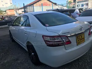 Toyota Premio 1.8 AWD 2012 White