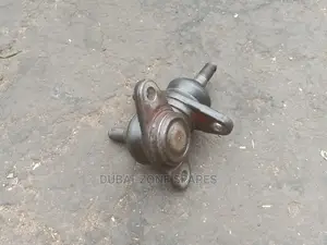 Lower Ball Joint Hiace 7L 4-Wheel Drive.