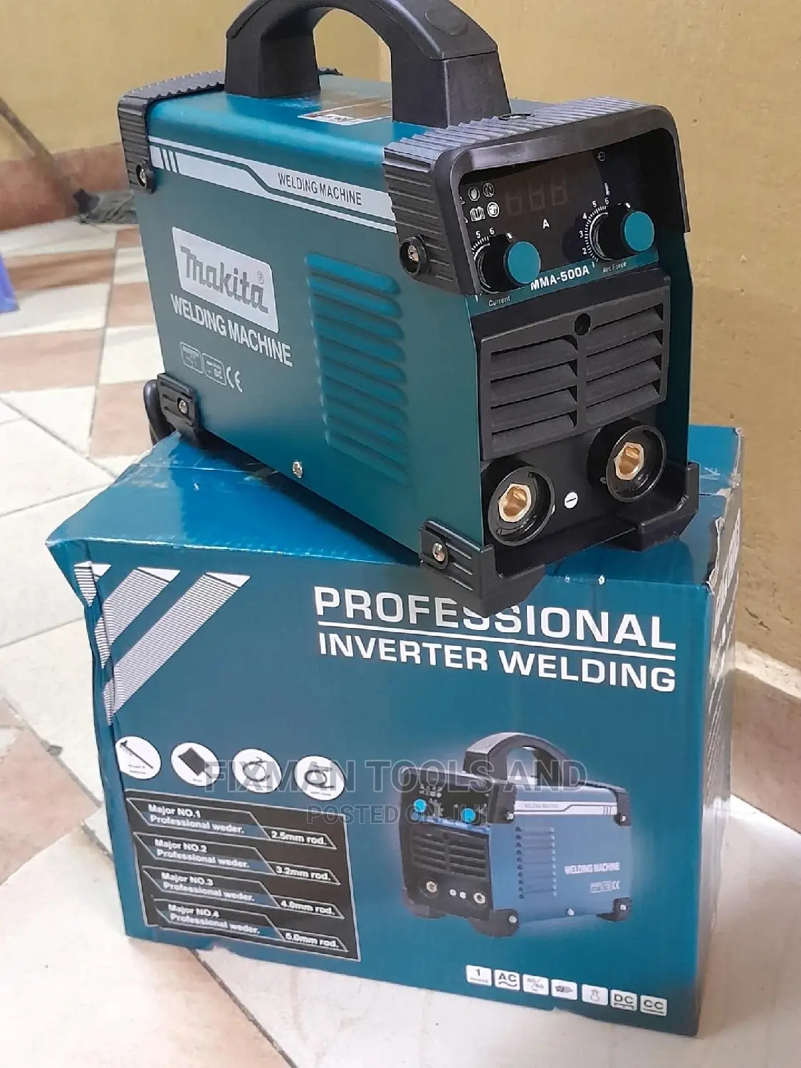 Makita Welding Machine 500 Amp And Free Rods