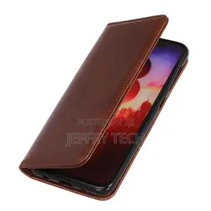 Wallet-Style Genuine Leather Flipcase for iPhone 12 / 12 Pro
