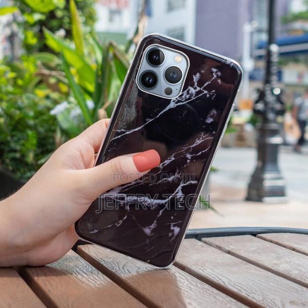 Marble iPhone 14 Pro Max Case - Black - thumbnail 4