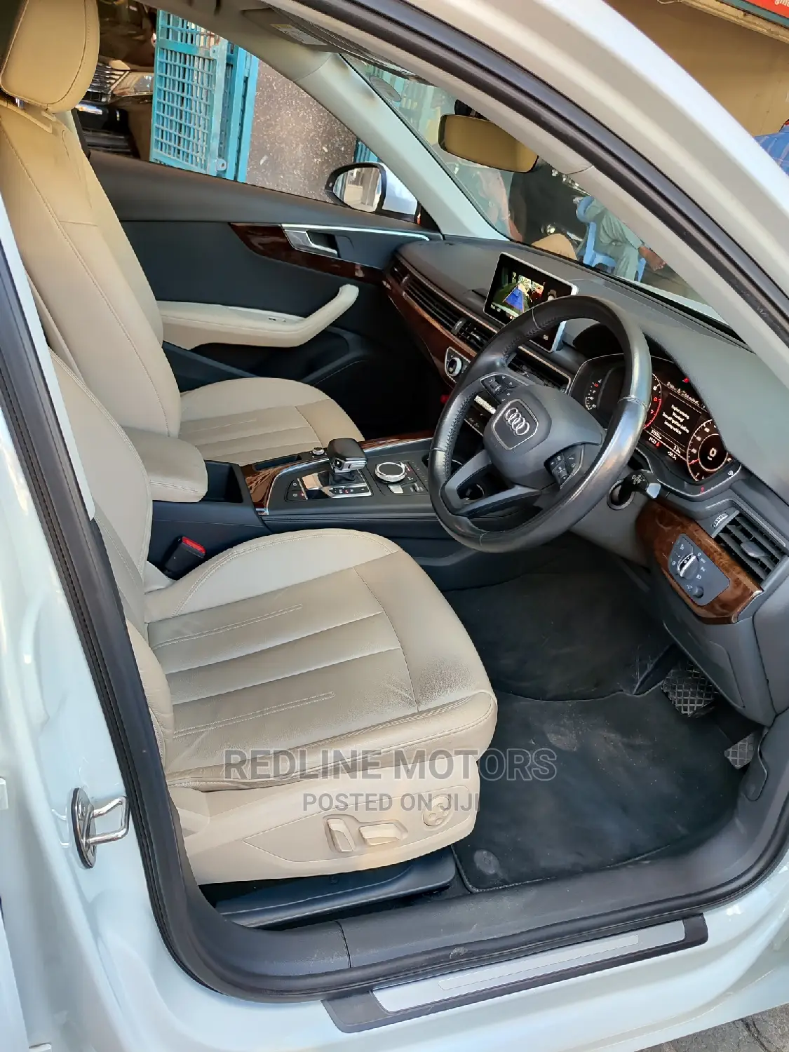 Audi A4 2.0T Ultra Premium FWD 2017 White
