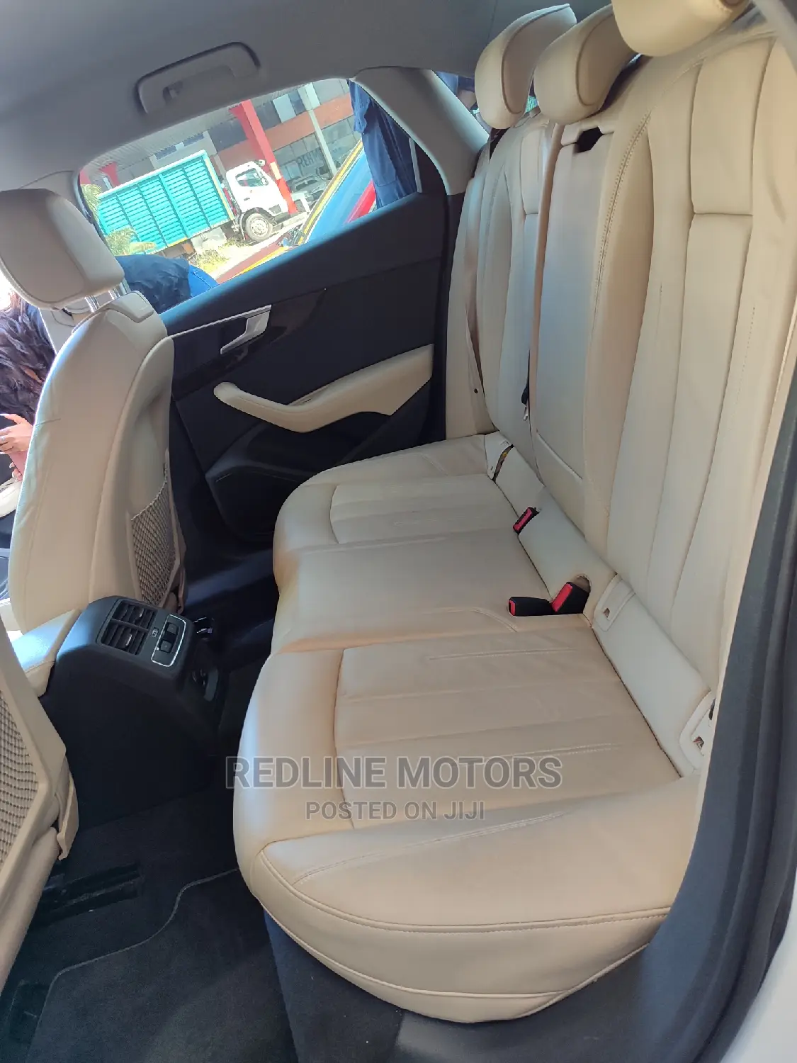 Audi A4 2.0T Ultra Premium FWD 2017 White