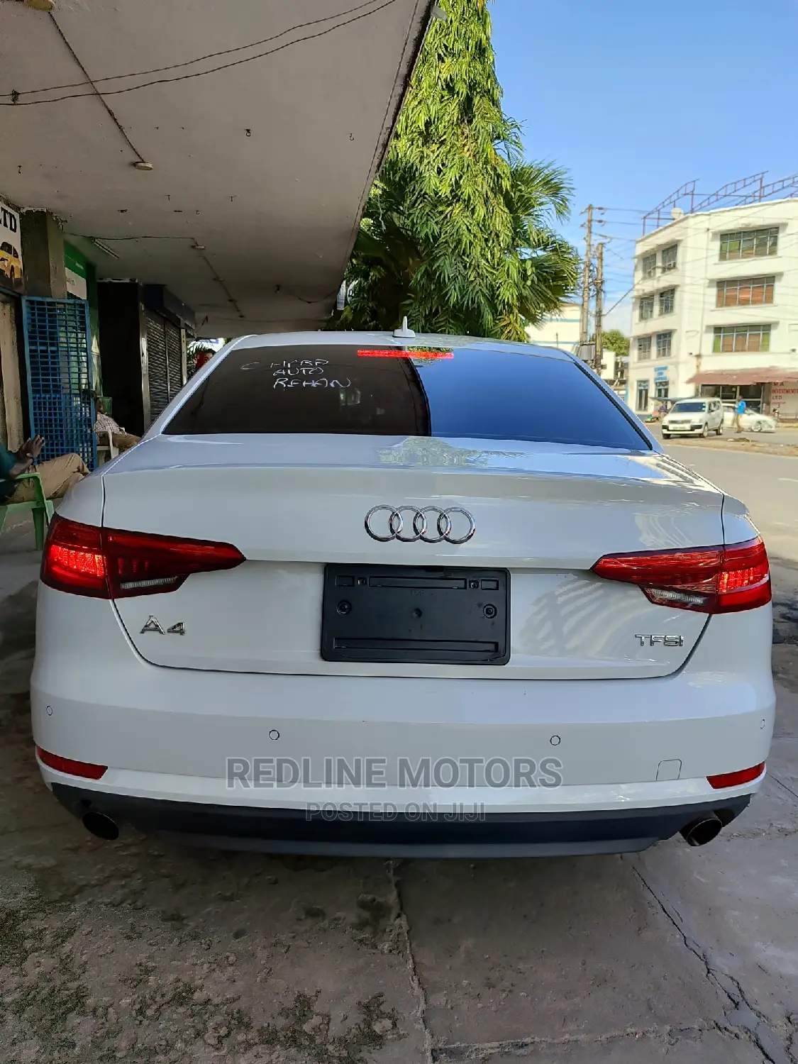 Audi A4 2.0T Ultra Premium FWD 2017 White