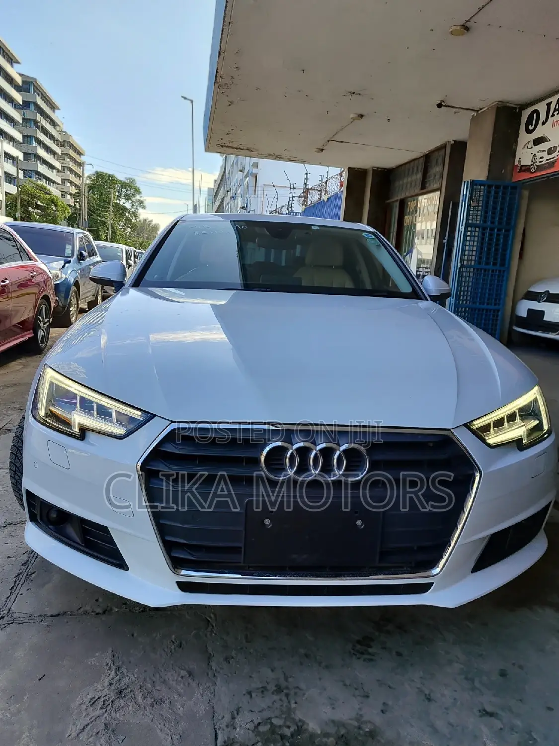 Audi A4 2.0T Ultra Premium FWD 2017 White