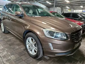 Volvo XC60 T6 Drive-E AWD 2016 Brown