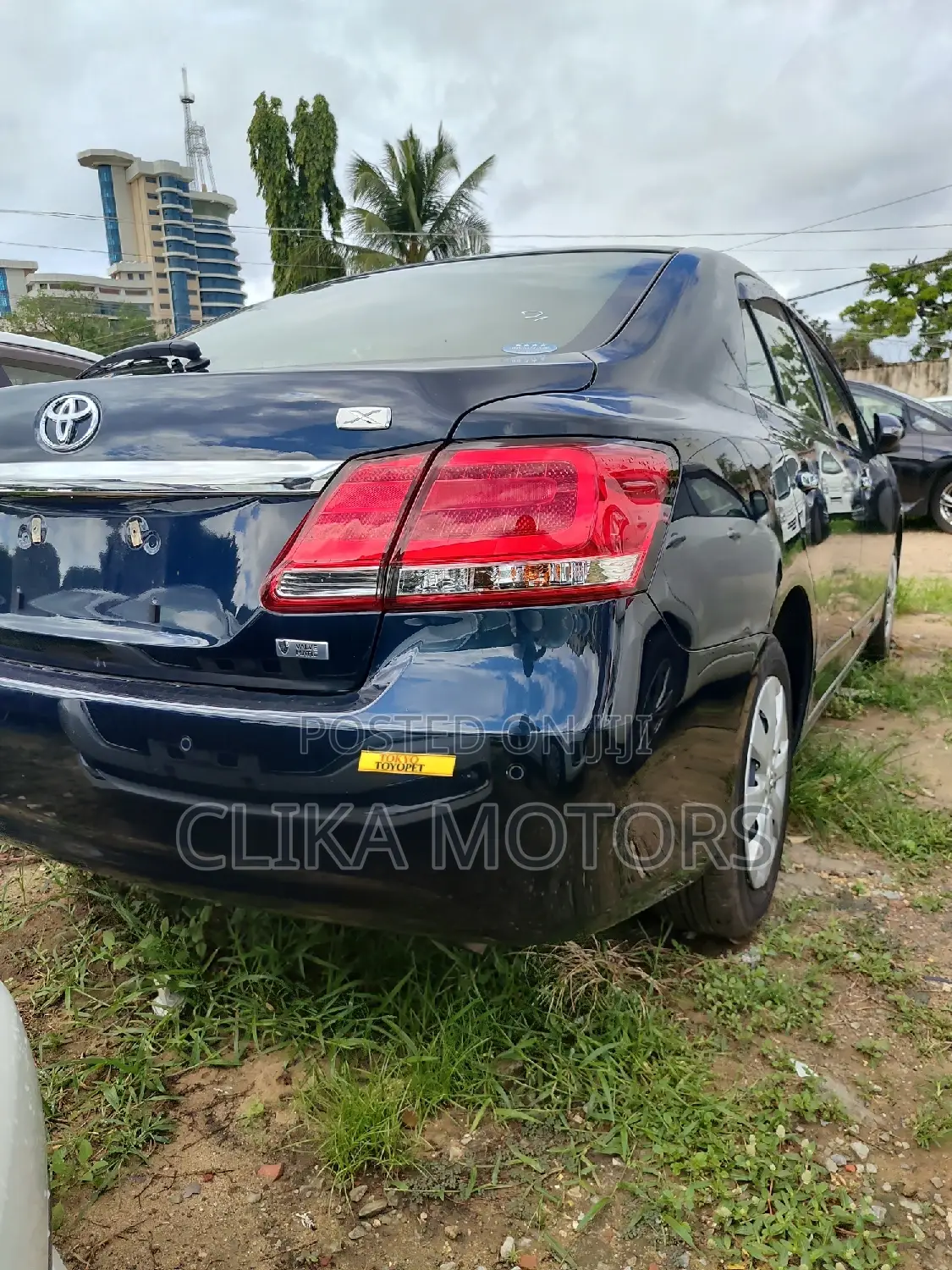Toyota Premio 2016 Black