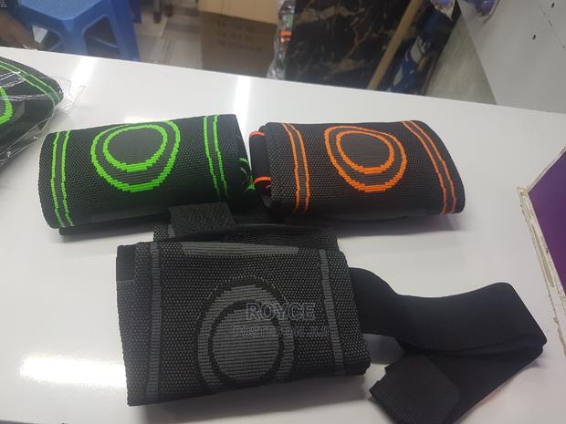 Knee Compression Sleeve - thumbnail 2