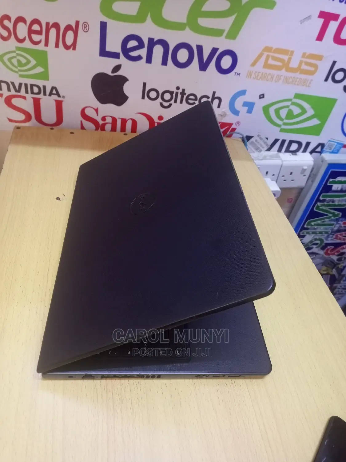 Laptop Dell Inspiron 15 3567 4GB Intel Core I3 HDD 500GB