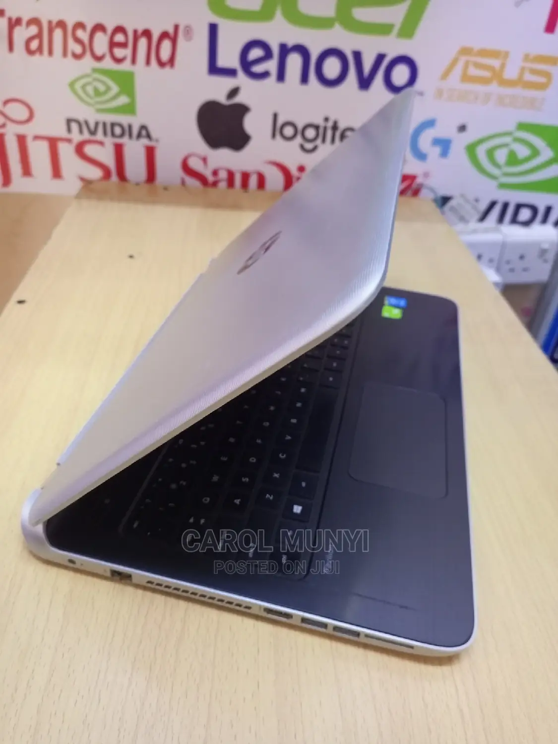 Laptop HP Pavilion 15 8GB Intel Core I7 HDD+SSD 1T