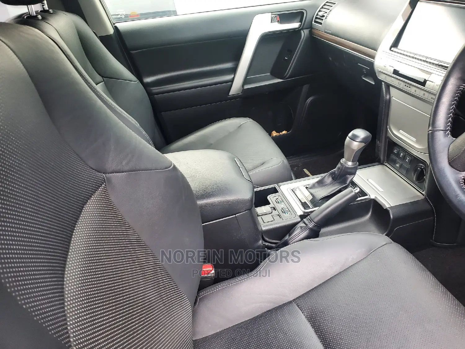 Toyota Land Cruiser Prado 2018 Blue