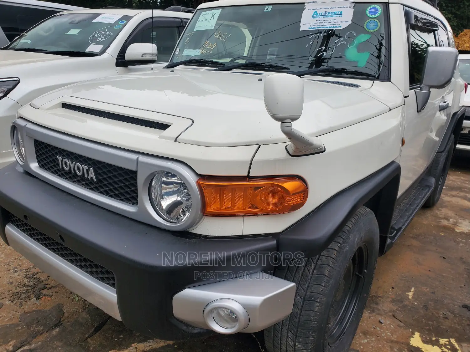 Toyota FJ Cruiser 2016 White