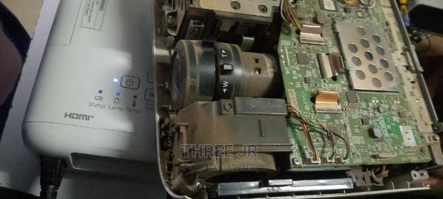 Is Your Projector in Such a Condition and Needs Servicing - main view