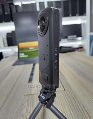 Ricoh Theta Z1 - main view