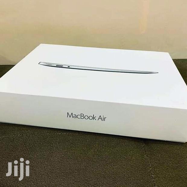 Laptop Apple MacBook Air 8GB Intel Core i5 SSD 256GB - thumbnail 3