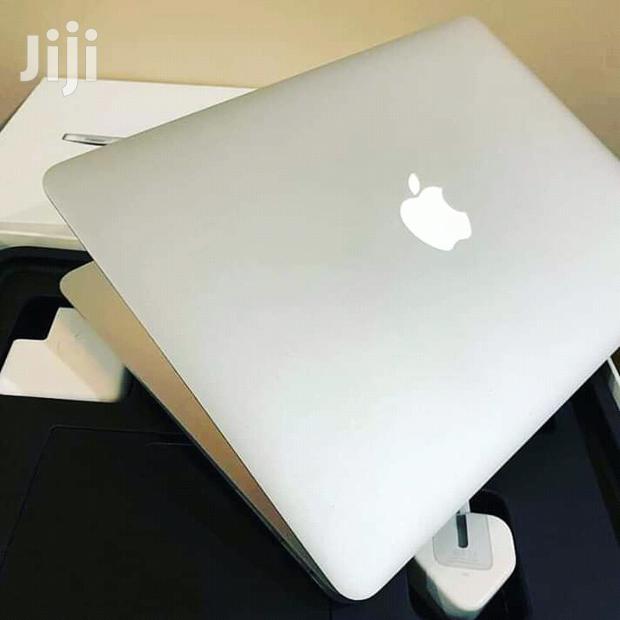 Laptop Apple MacBook Air 8GB Intel Core i5 SSD 256GB - thumbnail 3