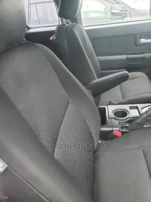 Toyota FJ Cruiser 2016 White