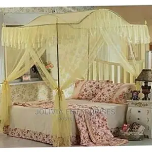 Curved Mosquito Nets