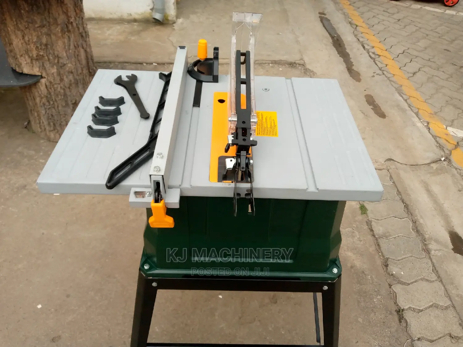 Table Saw 254mm 1800W